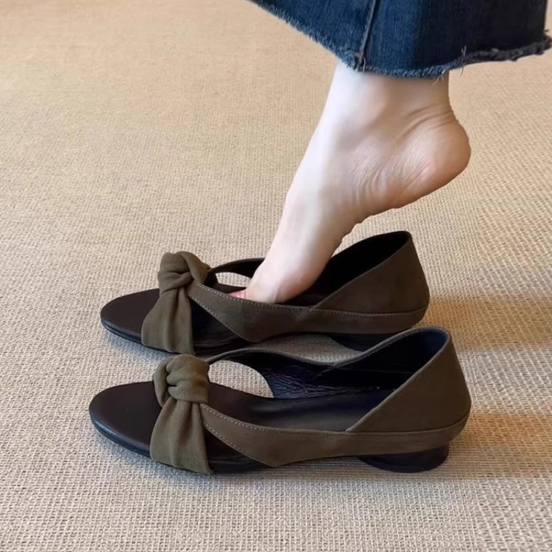 Women Fashion Simple - 2026 Sommer Neue Einfache Retro-Sandalen mit